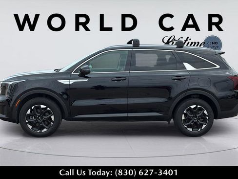 Used 2024 Kia Sorento S w/ Panoramic Sunroof Package AWD/4WD image 12