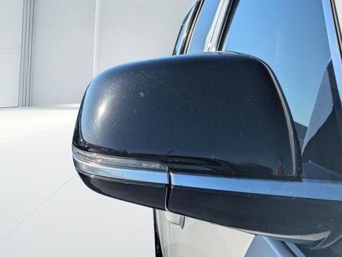 Used 2024 Jeep Wagoneer Series II w/ Flexible Seating Group image 10