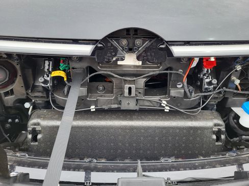 New 2025 Volkswagen ID. Buzz Pro S image 22