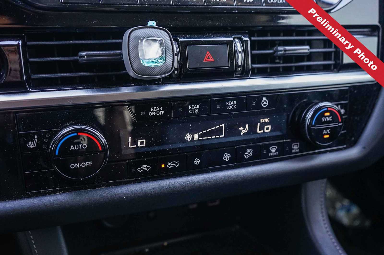Used 2022 Nissan Pathfinder SL w/ SL Premium Package FWD image 20