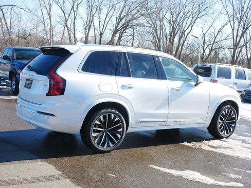 New 2026 Volvo XC90 T8 Plus w/ Protection Package Premier image 3