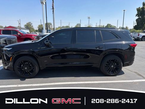 Used 2025 Buick Enclave Sport Touring w/ Power Package AWD/4WD image 2