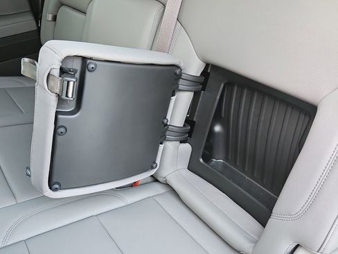 Used 2023 GMC Sierra 1500 SLT w/ SLT Premium Package image 30