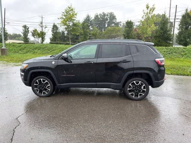 Used 2020 Jeep Compass Trailhawk AWD/4WD image 14