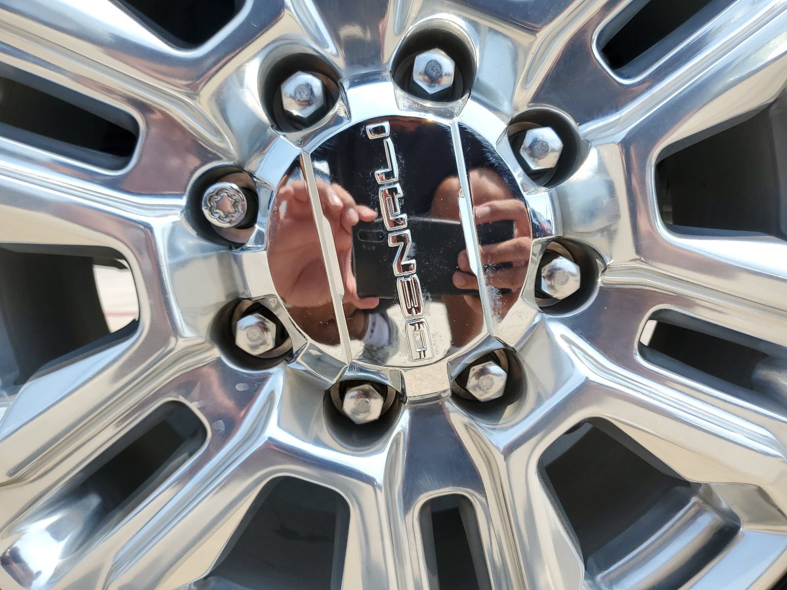 Used 2022 GMC Sierra 3500 Denali AWD/4WD image 10