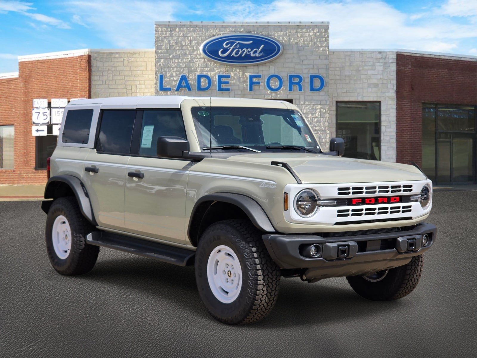 New 2026 Ford Bronco Heritage Edition AWD/4WD image 1