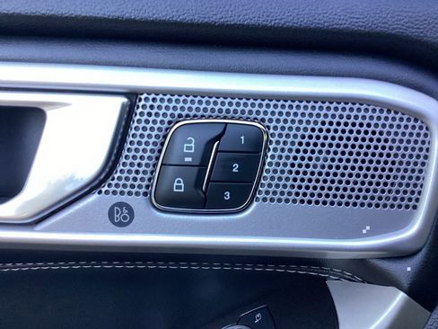 Used 2022 Ford Explorer Limited w/ Equipment Group 301A image 69