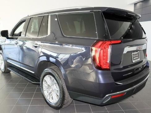 Certified 2023 GMC Yukon SLT image 3