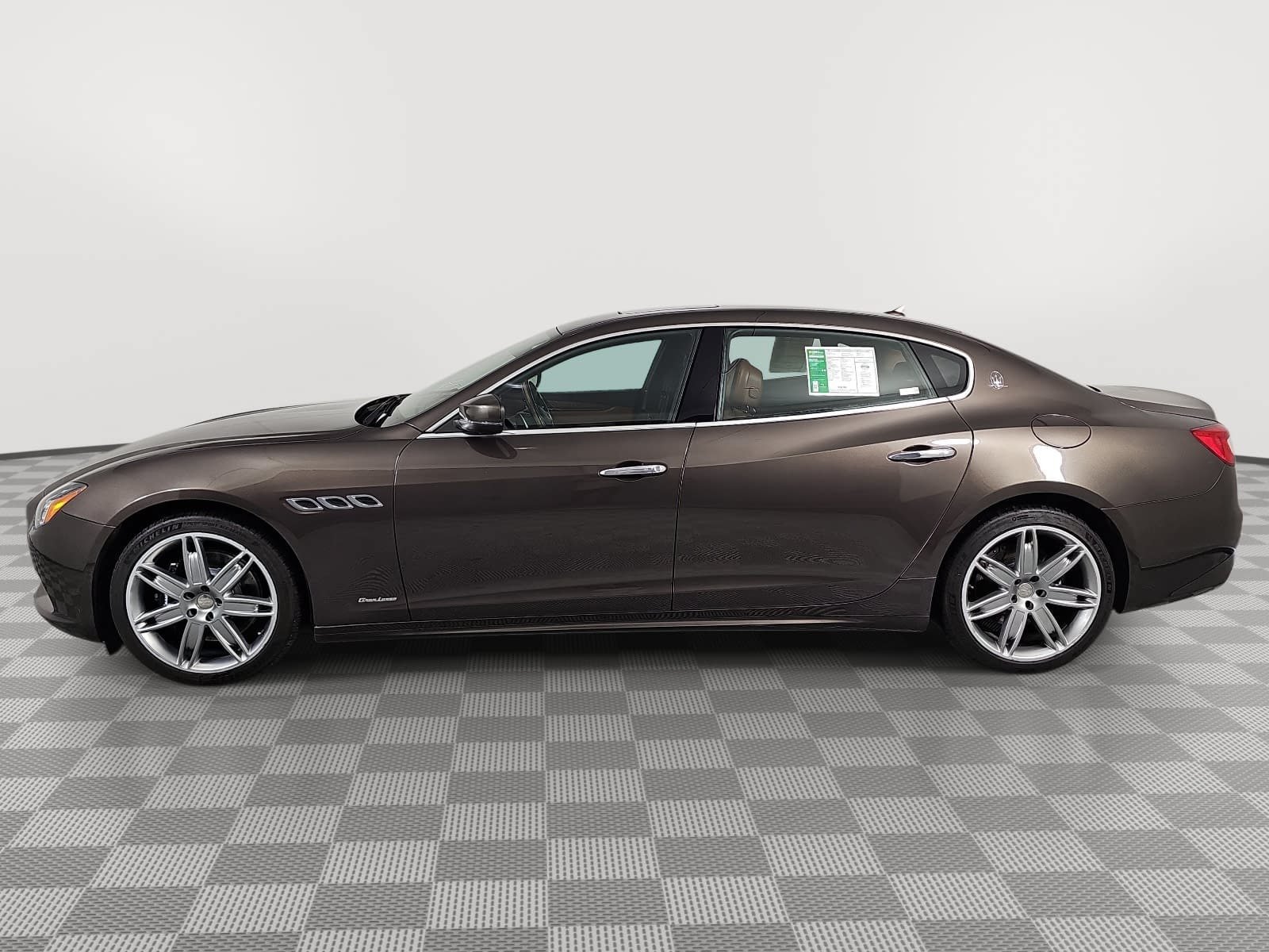 Used 2018 Maserati Quattroporte S GranLusso Q4 AWD/4WD image 5