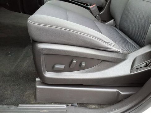 Used 2018 GMC Sierra 1500 SLE w/ SLE Value Package image 14