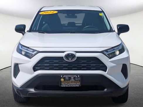 Used 2024 Toyota RAV4 LE AWD/4WD image 13