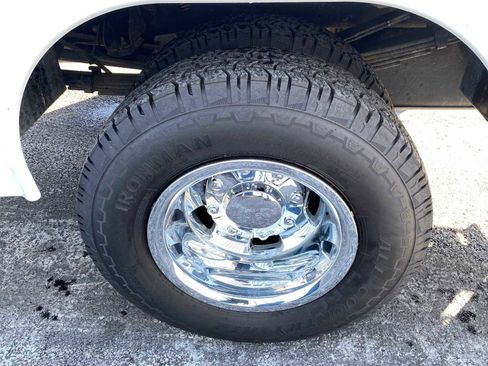 Used 2022 RAM 3500 Tradesman w/ Chrome Appearance Group image 55