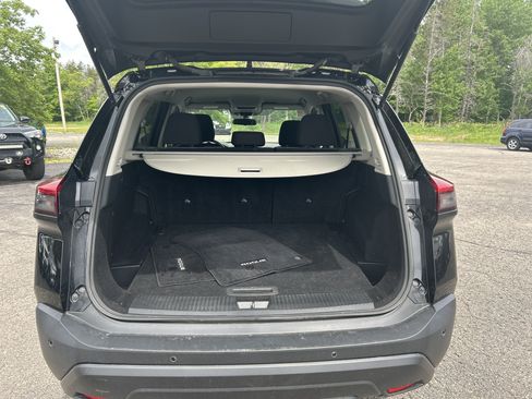 Used 2021 Nissan Rogue S AWD/4WD image 11