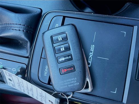 Used 2022 Lexus IS 300 w/ Premium Package image 34