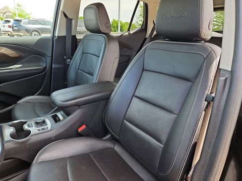 Used 2018 GMC Terrain Denali w/ Advanced Safety Package AWD/4WD image 21