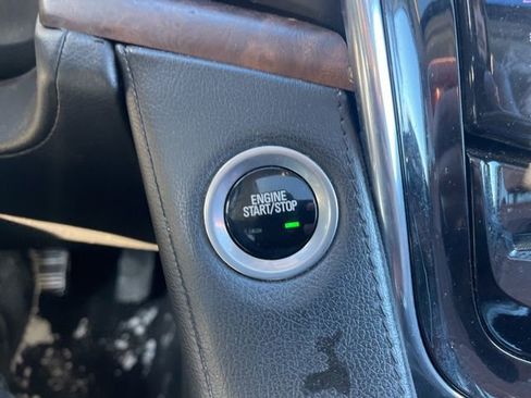 Used 2016 Cadillac Escalade Premium image 26