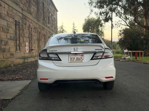 Used 2014 Honda Civic Hybrid Sedan image 5