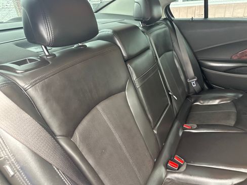 Used 2013 Buick LaCrosse Premium FWD image 17