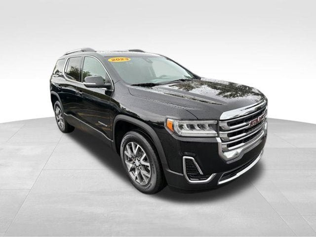 Used 2023 GMC Acadia SLE w/ Driver Convenience Package AWD/4WD image 3