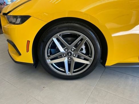 Used 2024 Ford Mustang Premium image 28