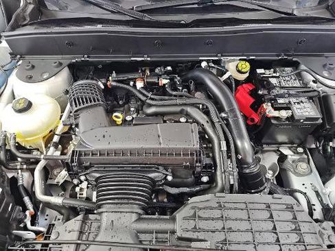 Used 2025 Ford Bronco Sport Badlands AWD/4WD image 17