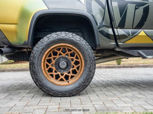 Used 2017 Chevrolet Colorado ZR2 w/ LPO, Premium Interior Package image 84