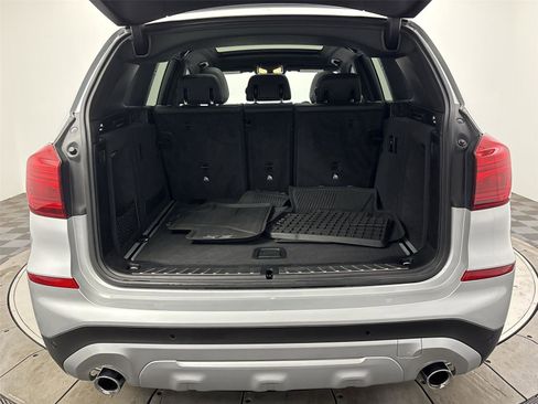 Used 2019 BMW X3 xDrive30i w/ Driving Assistance Package image 21