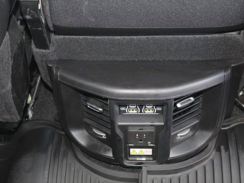 Used 2025 RAM 2500 Laramie AWD/4WD image 21