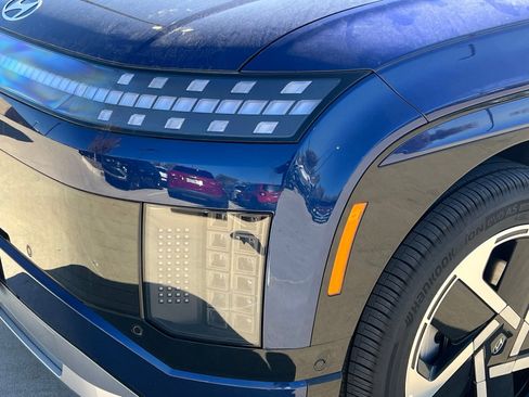 New 2026 Hyundai Ioniq 9 Limited image 4