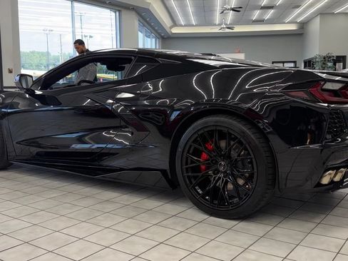 Used 2021 Chevrolet Corvette Stingray Preferred Cpe w/ 2LT RWD image 4