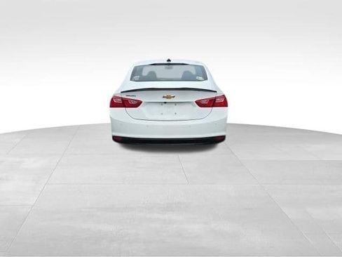 Used 2024 Chevrolet Malibu LS FWD image 4