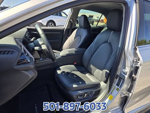 Used 2024 Toyota Camry XSE FWD image 9