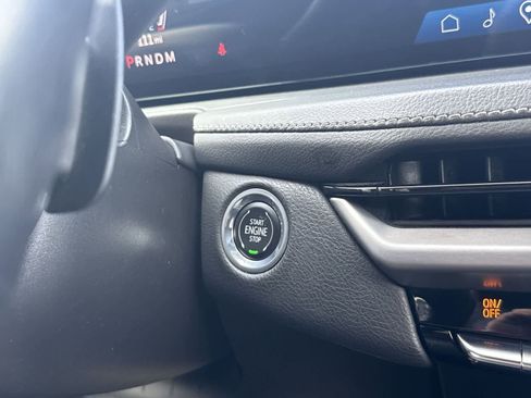 Used 2024 Cadillac XT4 Premium Luxury image 26