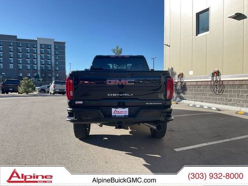 Used 2021 GMC Sierra 3500 Denali w/ Denali Black Diamond Edition image 6