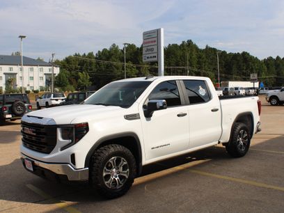 Used 2024 GMC Sierra 1500 Pro w/ Pro Value Package