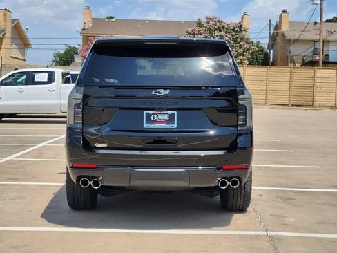 Used 2026 Chevrolet Tahoe Z71 w/ Z71 Off-Road Package AWD/4WD image 12