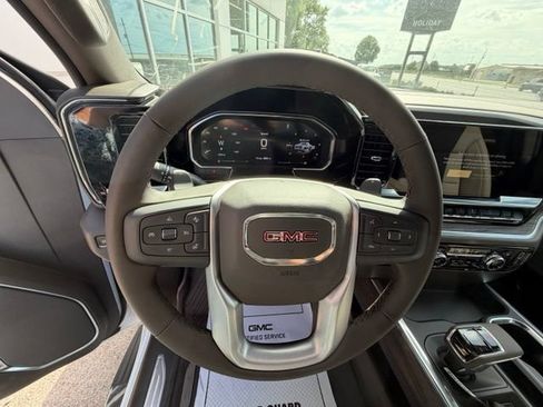New 2026 GMC Sierra 1500 SLT w/ SLT Premium Package AWD/4WD image 9