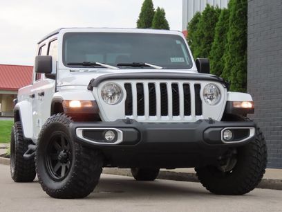 Used 2023 Jeep Gladiator Overland