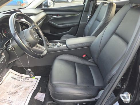 Used 2025 MAZDA MAZDA3 s FWD image 4