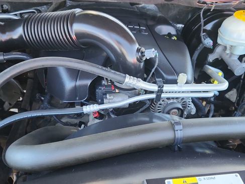 Used 2016 RAM 1500 Laramie w/ Convenience Group AWD/4WD image 19