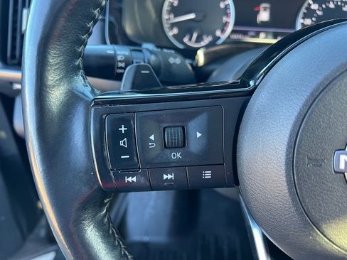 Used 2022 Nissan Pathfinder SL image 43