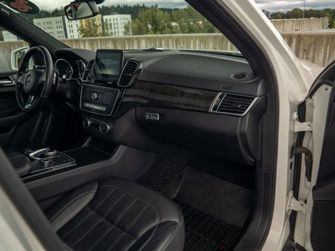 Certified 2018 Mercedes-Benz GLS 450 4MATIC image 27
