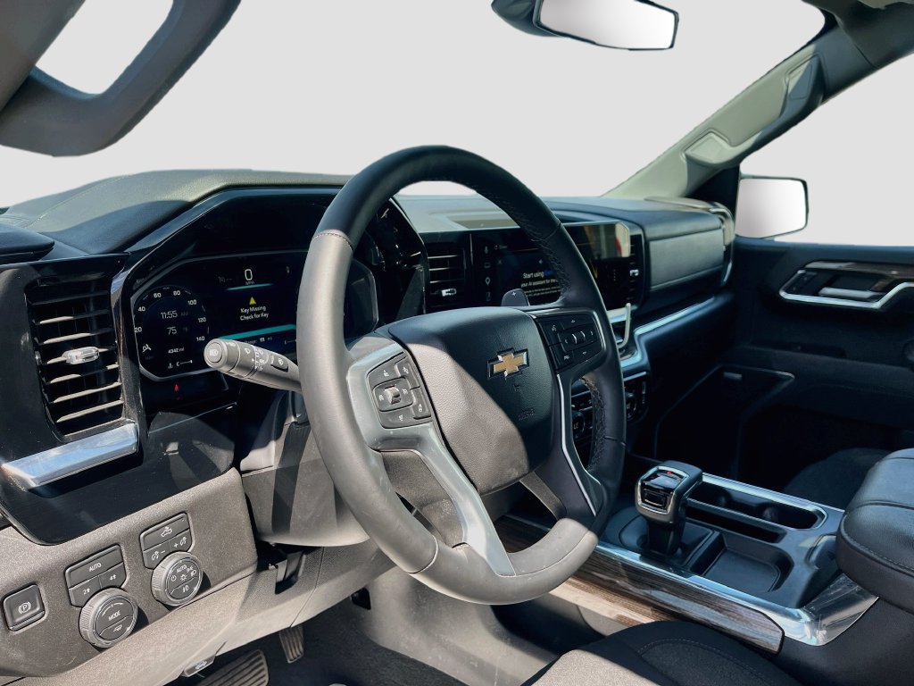 Used 2026 Chevrolet Silverado 1500 RST w/ Convenience Package II AWD/4WD image 9