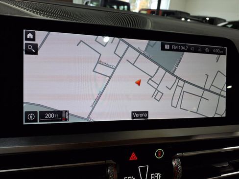 Used 2022 BMW 330i xDrive Sedan w/ Premium Package image 13