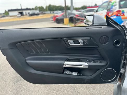 Used 2020 Ford Mustang Premium RWD image 28