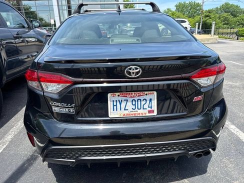 Used 2020 Toyota Corolla SE w/ SE Premium Package FWD image 2