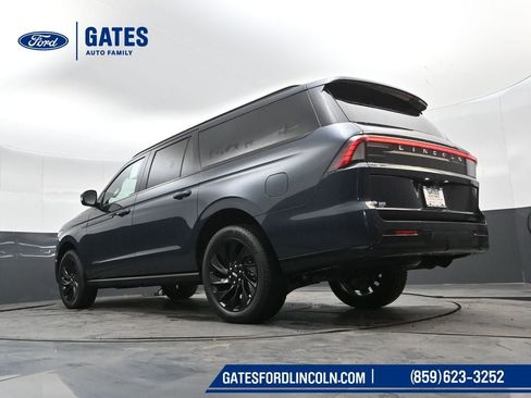 New 2026 Lincoln Navigator L Reserve w/ Jet Appearance Package image 60