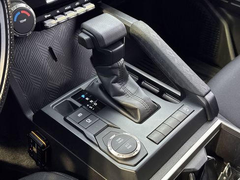 Used 2025 Toyota Tacoma SR5 image 25