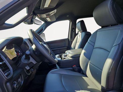 New 2026 RAM 2500 Tradesman AWD/4WD image 9