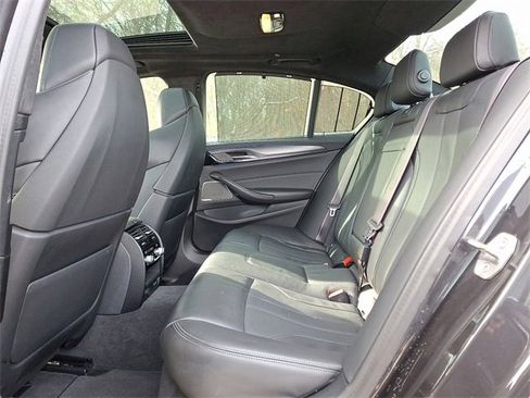 Used 2023 BMW M5 w/ Competition Package image 10